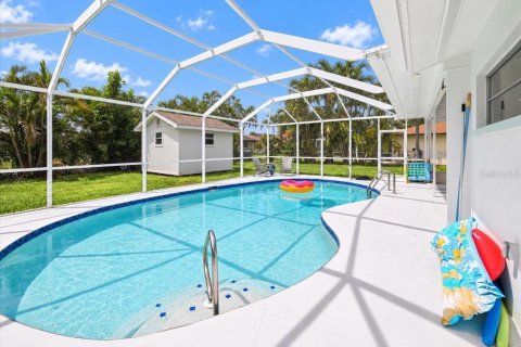 Casa en venta en Cape Coral, Florida, 3 dormitorios, 120.49 m2 № 2385888 - foto 29