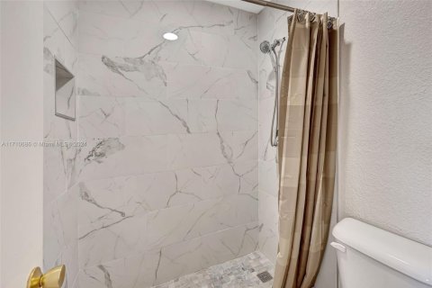 Condo in Margate, Florida, 2 bedrooms  № 1867331 - photo 20