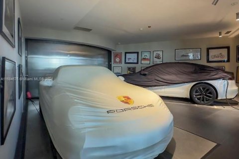 Condo in Sunny Isles Beach, Florida, 3 bedrooms  № 2037221 - photo 2