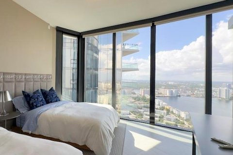 Condo in Sunny Isles Beach, Florida, 3 bedrooms  № 2037221 - photo 19