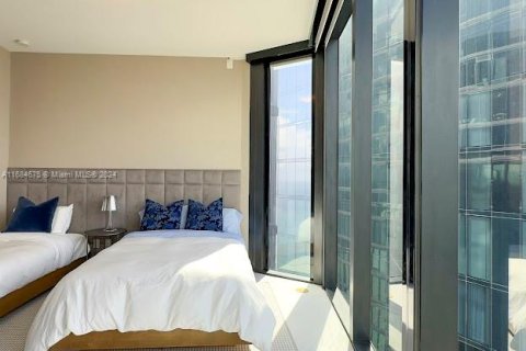 Condo in Sunny Isles Beach, Florida, 3 bedrooms  № 2037221 - photo 16