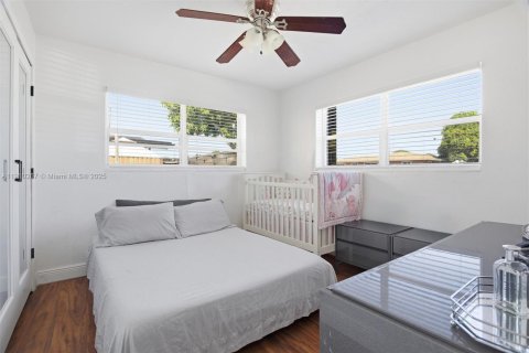 Villa ou maison à vendre à Miami Gardens, Floride: 4 chambres, 142.6 m2 № 1966451 - photo 17