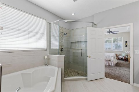 Villa ou maison à vendre à Apopka, Floride: 4 chambres, 211.82 m2 № 2149338 - photo 17