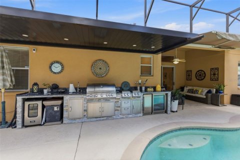 Villa ou maison à vendre à Apopka, Floride: 4 chambres, 211.82 m2 № 2149338 - photo 3
