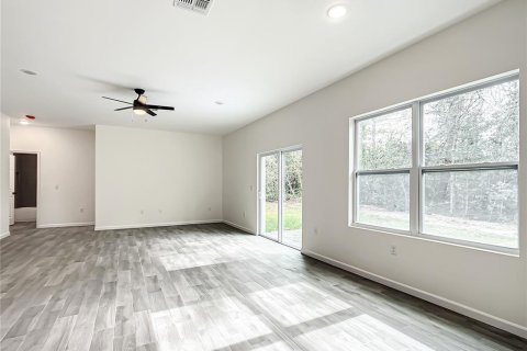 House in Ocala, Florida 3 bedrooms, 152.55 sq.m. № 2212252 - photo 12