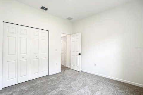 House in Ocala, Florida 3 bedrooms, 152.55 sq.m. № 2212252 - photo 25