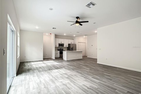 House in Ocala, Florida 3 bedrooms, 152.55 sq.m. № 2212252 - photo 15