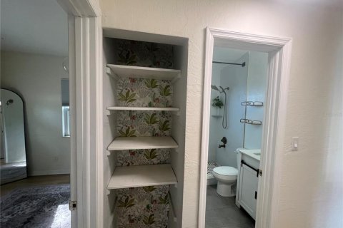 House in Saint Petersburg, Florida 3 bedrooms, 99.96 sq.m. № 1855490 - photo 20