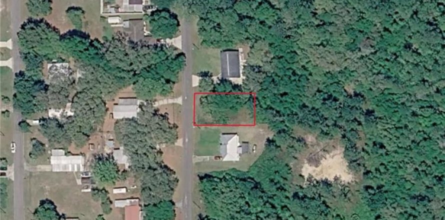 Land in Silver Springs Shores, Florida № 2195395