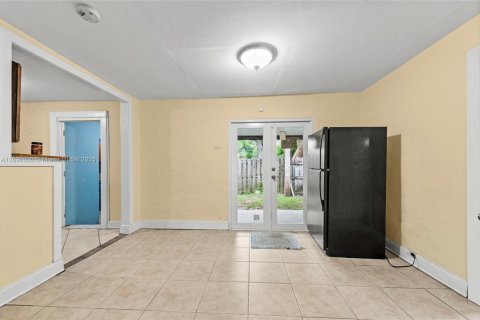 Купить виллу или дом в Майами, Флорида 3 спальни, 101.82м2, № 1949721 - фото 9