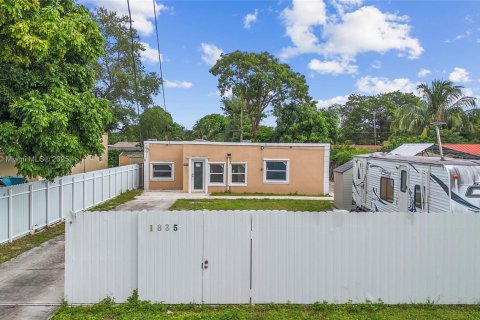 Купить виллу или дом в Майами, Флорида 3 спальни, 101.82м2, № 1949721 - фото 28