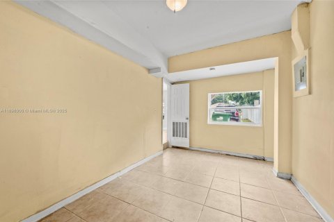 Купить виллу или дом в Майами, Флорида 3 спальни, 101.82м2, № 1949721 - фото 19