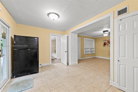 Купить виллу или дом в Майами, Флорида 3 спальни, 101.82м2, № 1949721 - фото 10