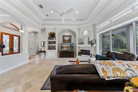 Villa ou maison à vendre à Chuluota, Floride: 4 chambres, 395.76 m2 № 2410352 - photo 6