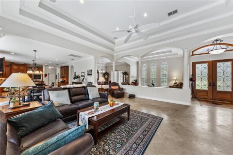 Villa ou maison à vendre à Chuluota, Floride: 4 chambres, 395.76 m2 № 2410352 - photo 7