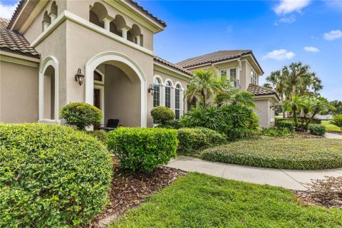 Villa ou maison à vendre à Chuluota, Floride: 4 chambres, 395.76 m2 № 2410352 - photo 3