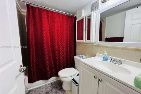 Condo in Cutler Bay, Florida, 1 bedroom  № 2058605 - photo 9