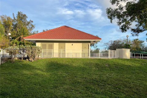Condo in Cutler Bay, Florida, 1 bedroom  № 2058605 - photo 12