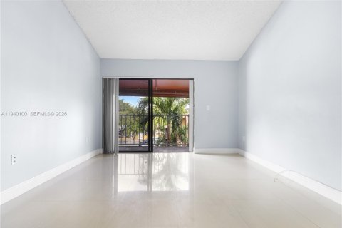 Copropriété à louer à Miami, Floride: 2 chambres, 80.55 m2 № 1999419 - photo 10