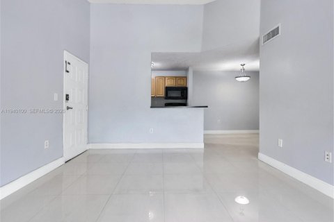 Copropriété à louer à Miami, Floride: 2 chambres, 80.55 m2 № 1999419 - photo 9