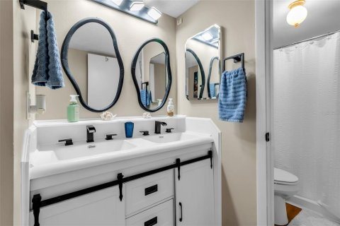 Condo in Bradenton, Florida, 1 bedroom  № 2119068 - photo 23