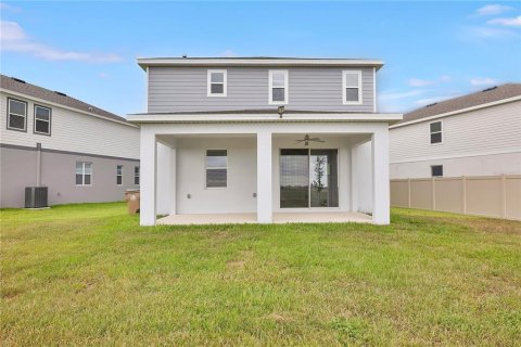House in Clermont, Florida 5 bedrooms, 234.11 sq.m. № 2277770 - photo 29