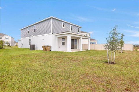 House in Clermont, Florida 5 bedrooms, 234.11 sq.m. № 2277770 - photo 30