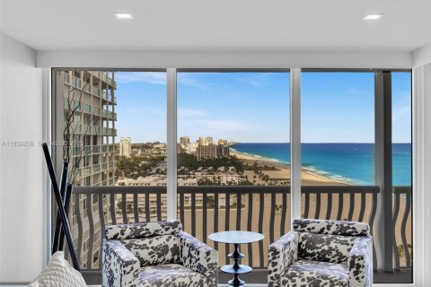 Condo in Fort Lauderdale, Florida, 2 bedrooms  № 1994445 - photo 23