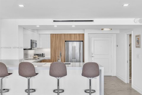 Condo in Fort Lauderdale, Florida, 2 bedrooms  № 1994445 - photo 10