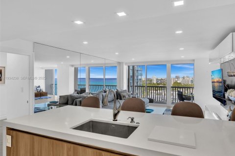 Condo in Fort Lauderdale, Florida, 2 bedrooms  № 1994445 - photo 9