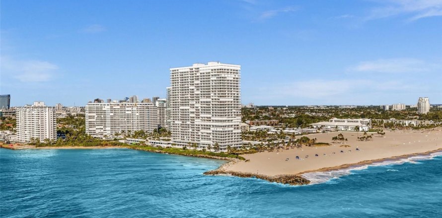 Condo in Fort Lauderdale, Florida, 2 bedrooms  № 1994445