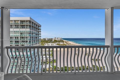 Condo in Fort Lauderdale, Florida, 2 bedrooms  № 1994445 - photo 18