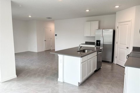 Casa en alquiler en Plant City, Florida, 3 dormitorios, 189.8 m2 № 1774842 - foto 3