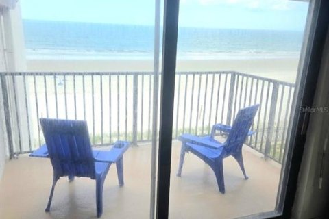 Condo in New Smyrna Beach, Florida, 3 bedrooms № 2226869 - photo 19