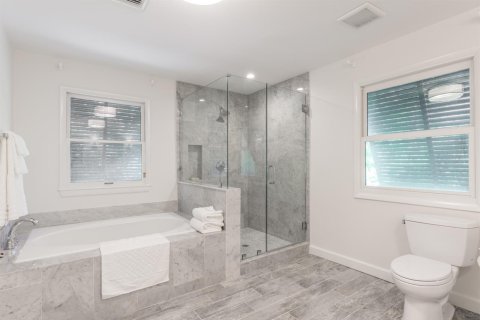 House in Hobe Sound, Florida 3 bedrooms, 270.72 sq.m. № 2177690 - photo 19