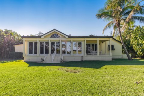 House in Hobe Sound, Florida 3 bedrooms, 270.72 sq.m. № 2177690 - photo 25