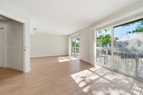 Adosado en venta en Aventura, Florida, 4 dormitorios, 232.07 m2 № 2036041 - foto 29