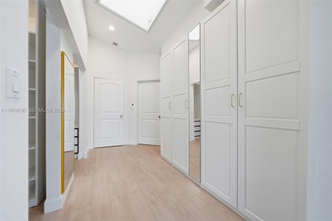 Adosado en venta en Aventura, Florida, 4 dormitorios, 232.07 m2 № 2036041 - foto 28