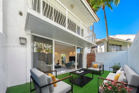 Adosado en venta en Aventura, Florida, 4 dormitorios, 232.07 m2 № 2036041 - foto 8