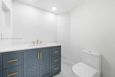 Adosado en venta en Aventura, Florida, 4 dormitorios, 232.07 m2 № 2036041 - foto 9