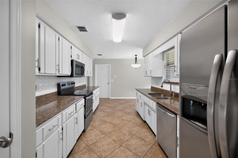 Casa en venta en Orange Park, Florida, 3 dormitorios, 156.63 m2 № 2166909 - foto 10