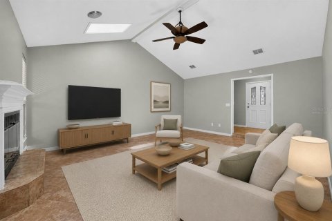 Casa en venta en Orange Park, Florida, 3 dormitorios, 156.63 m2 № 2166909 - foto 2