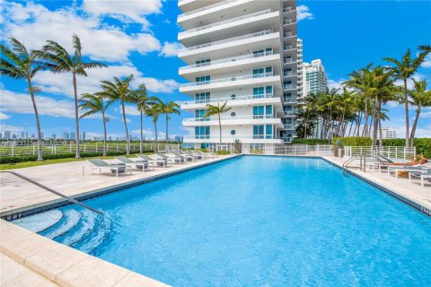 Condominio en alquiler en Miami Beach, Florida, 2 dormitorios, 98.29 m2 № 1982449 - foto 24