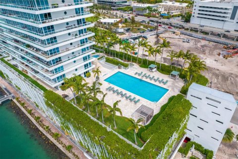 Condominio en alquiler en Miami Beach, Florida, 2 dormitorios, 98.29 m2 № 1982449 - foto 28