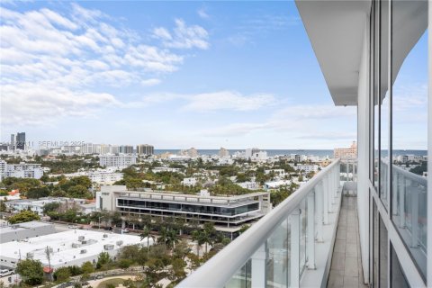 Condominio en alquiler en Miami Beach, Florida, 2 dormitorios, 98.29 m2 № 1982449 - foto 20