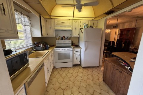 Condo in Hollywood, Florida, 2 bedrooms  № 1403022 - photo 6