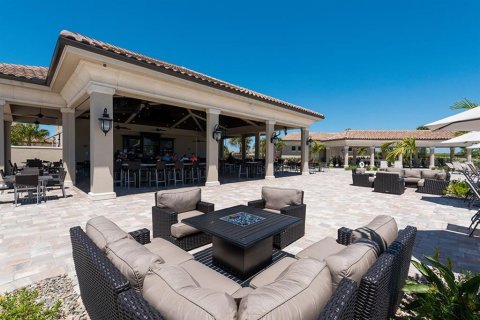 Villa ou maison à louer à Bradenton, Floride: 3 chambres, 165.92 m2 № 2350119 - photo 3