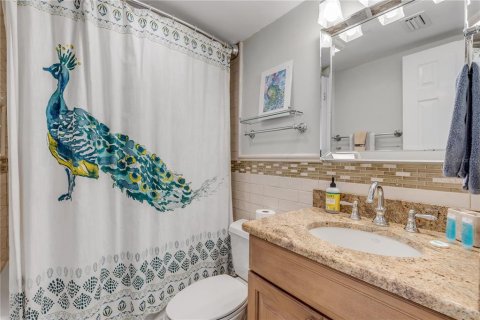 Condo in New Smyrna Beach, Florida, 2 bedrooms  № 1528521 - photo 25