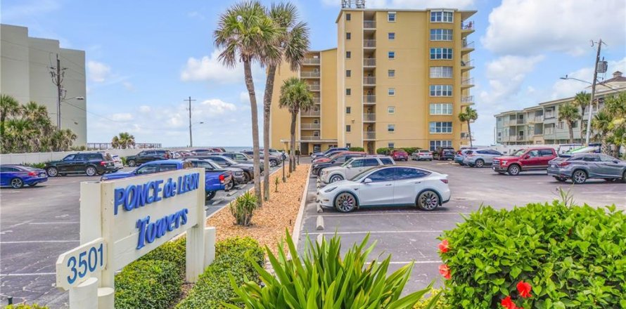 Condo in New Smyrna Beach, Florida, 2 bedrooms  № 1528521