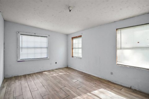 House in Silver Springs Shores, Florida 2 bedrooms, 100.61 sq.m. № 1673762 - photo 16